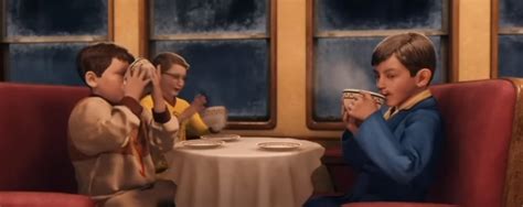 THE POLAR EXPRESS HOT CHOCOLATE SCENE - Nostalchicks