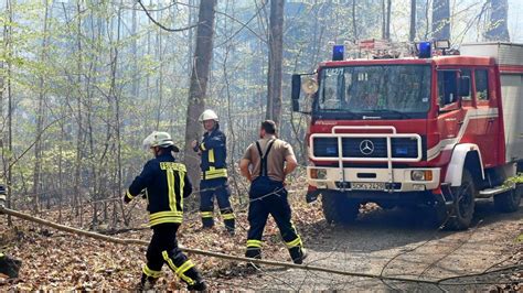 Katastrophen Fall Nächster Hubschrauber im Einsatz bei Waldbrand am