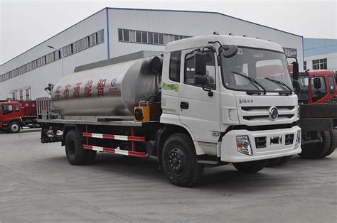 Dongfeng Liters Asphalt Distribution Pavement Maintenance Truck