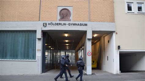 Alarm an Heidelberger Schule Großeinsatz von Polizei und Rettungsdienst