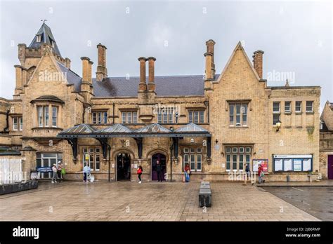 Lincoln Central Railway Station Lincoln Lincolnshire Uk Stock Photo