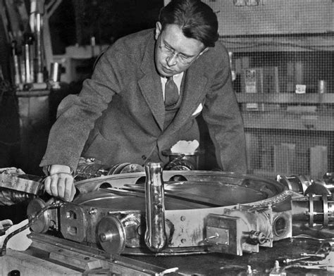Worlds First Particle Accelerator ⚛ The Worlds First Particle