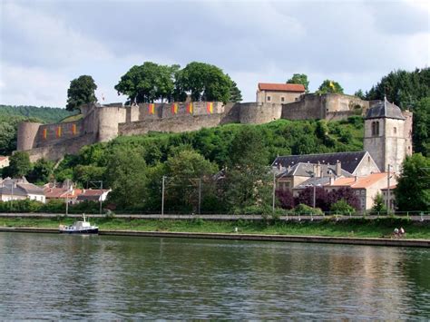 Château des ducs de Lorraine GuideVoyageur fr