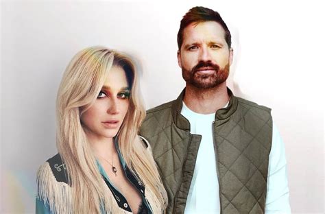 LISTEN: Walker Hayes Adds Kesha To New Version of 'Fancy Like' - Country Now