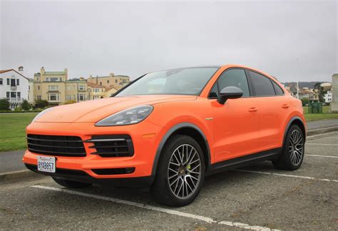 Place Bid 16k Mile 2021 Porsche Cayenne E Hybrid Coupe PCARMARKET