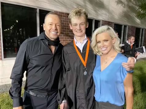 Jenny McCarthy S Son Evan Moved Home After College She Loves It