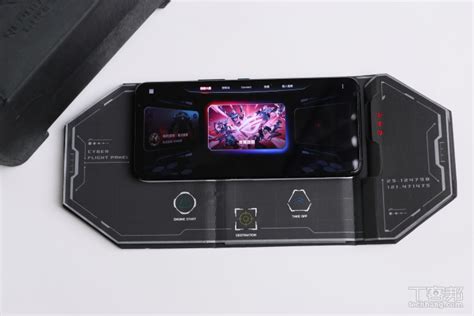 Rog Phone 7 Ultimate 開箱實測：價格、規格攻頂，效能跑分一次看完 T客邦