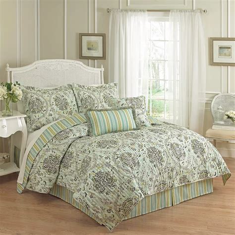 Waverly Holi Festival 4 Pc Reversible Quilt Set