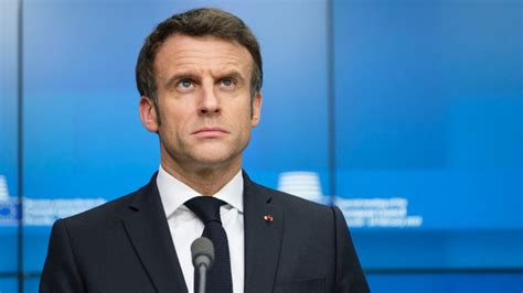 Emmanuel Macron Va dura probabil câteva decenii până când Ucraina va