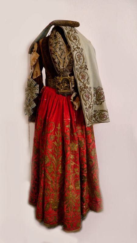 Costume Arbëresh Probably Piana Degli Albanesi European costumes