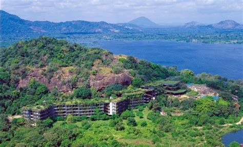 Luxury Hotel in Sri Lanka, Heritance Kandalama Official Website