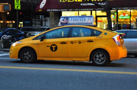 Toyota prius nyc taxi