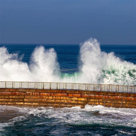 The King Tide waves were quite impressive : r/SanDiegan