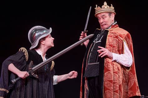 Horrible Histories Terrible Tudors Theatre Show - mudpiefridays.com