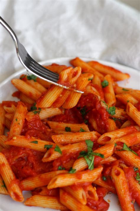 Easy Penne All Arrabbiata Spicy Tomato Sauce Recipe