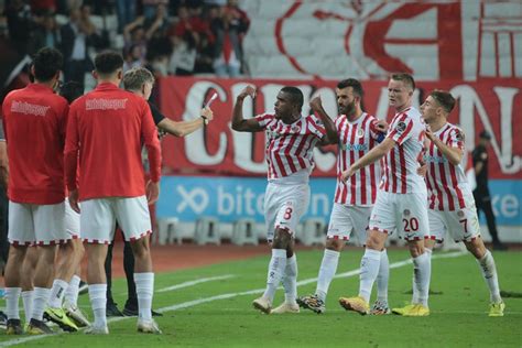 Antalyaspor Stanbulspor U Son Dakika Gol Yle Yendi