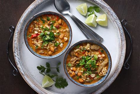 Vegetarian Thai Peanut Soup - SoupAddict