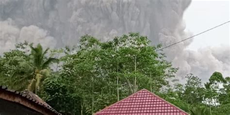 A Massive Volcano Eruption Has Wreaked Havoc In Indonesia