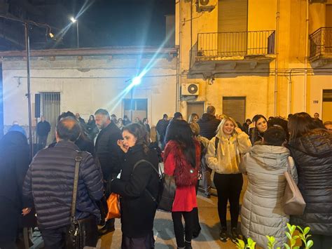 Reggio Calabria Aspettando Il Natale Sbarre In Festa Fa Il Pienone