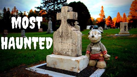 Most Haunted Cemetery In Minnesota Lakeview Cemetery Youtube