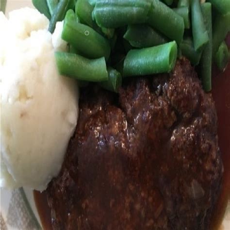 Salisbury Steak With Mashed Potato And Green Beans Single Serving Frozen