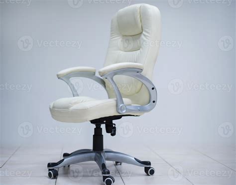 white office chair 10365936 Stock Photo at Vecteezy