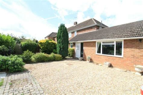 3 Bedroom Semi Detached House For Sale In Cookham No Onward Chain Sl6