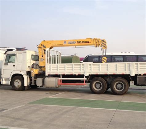 XCMG SQ3 2SK2Q 3200 Kg Truck Mounted Crane With Telescopic Boom