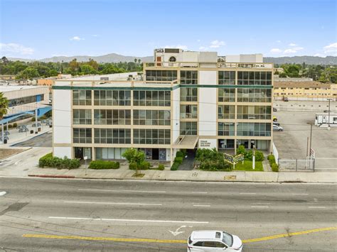 12444 Victory Blvd, North Hollywood, CA 91606 - Victory Square | LoopNet