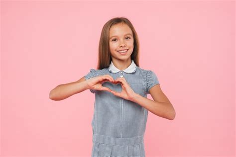 Feliz Joven Cauc Sico Sonriente Adolescente Preadolescente Chica En