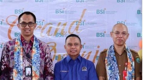 Tingkatkan Layanan Kepada Nasabah Bsi Kcp Banjarbaru A Yani Relokasi