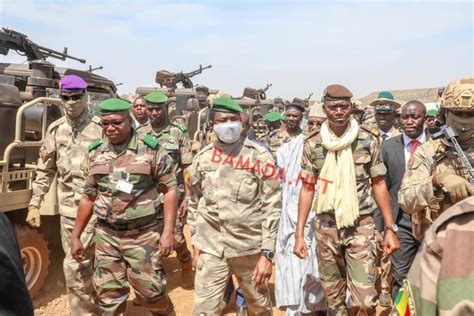 Le Mali Sous Le Leadership Du Colonel Assimi Go Ta Une Mont E