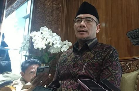 Kpu Caleg Terpilih Di Pileg Tak Wajib Mundur Jika Maju Pilkada