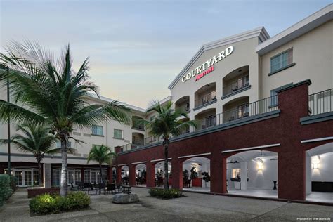 Hotel Courtyard By Marriott Bridgetown Barbados Hotel De