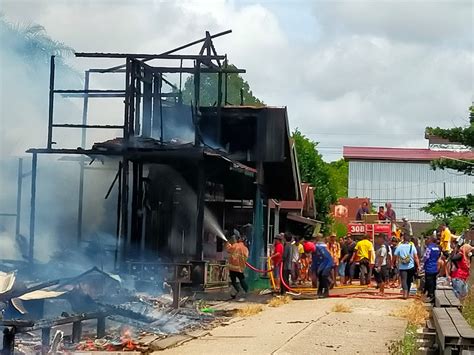 Si Jago Merah Melahap Rumah Warga Hingga Fasilitas Sekolah Bujurnews