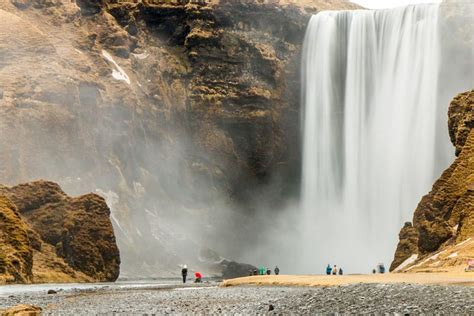 Mighty Iceland Waterfalls You Need to See to Believe | The Planet D