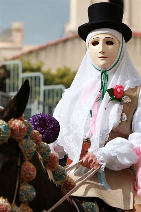 Su Componidori Del Gremio Dei Falegnami La Sartiglia Di Oristano