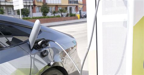 Hybrid Vs Electric Cars Which Is Greener