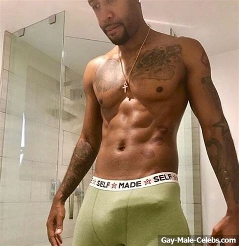 Safaree Samuels Showing Off His Huge Bulge Gay Male Celebs