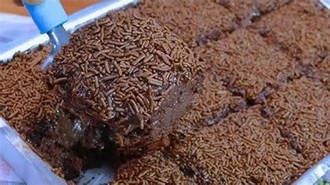 Bolo De Chocolate Molhadinho Como Fazer Meu Bolo Simples E Fofinho