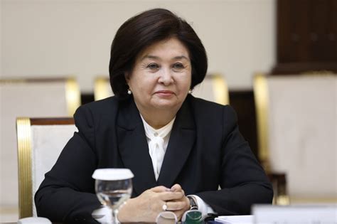 Судебные полномочия кандидата в президенты Робахон Махмудовой ...