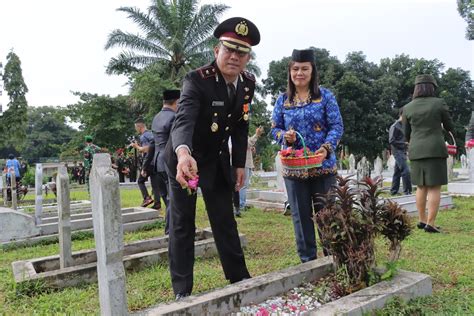 Wakapolres Pematang Siantar Hadiri Upacara Ziarah Nasional Peringatan