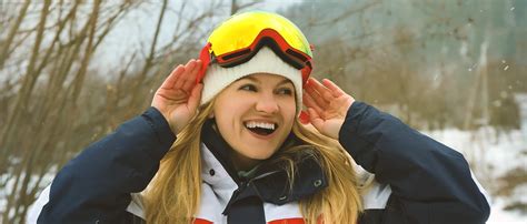 13 Hottest Female Skiers 2023 Updated