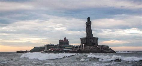 Thiruvalluvar Statue, Kanyakumari | Timings, Ferry Ride, Architecture