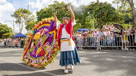 Desfile De Silleteros El Cierre Para La Feria De Las Flores 2024