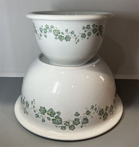 2 Callaway Ivy Nesting Mixing Crock Bowls 1 Qt 3 Qt Corelle