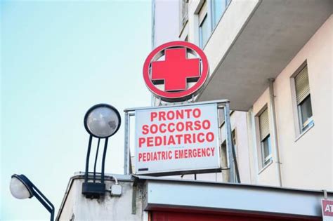 Torino Enne Morto Dopo Dimissioni Ospedale Tre Accessi A Chivasso