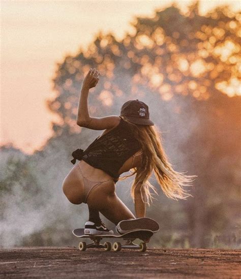 Pin by Aidan Nani on Каток Skateboard girl Surfer girl Surfer