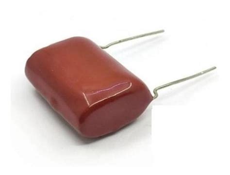 10 Peças Capacitor De Poliéster 2m2 X 250v Ou 2 2uf X 250v