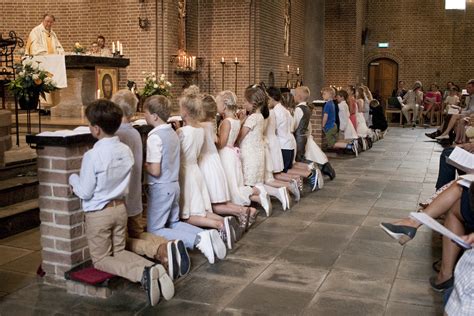 Licht Van Christus Eerste H Communie In De Mariakerk Licht Van Christus